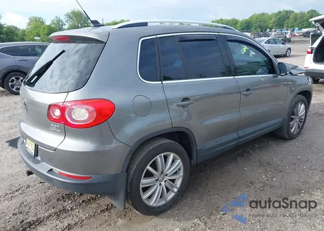 2009 Volkswagen Tiguan Se/Sel z USA, uszkodzony, nr VIN WVGBV95N59W500115